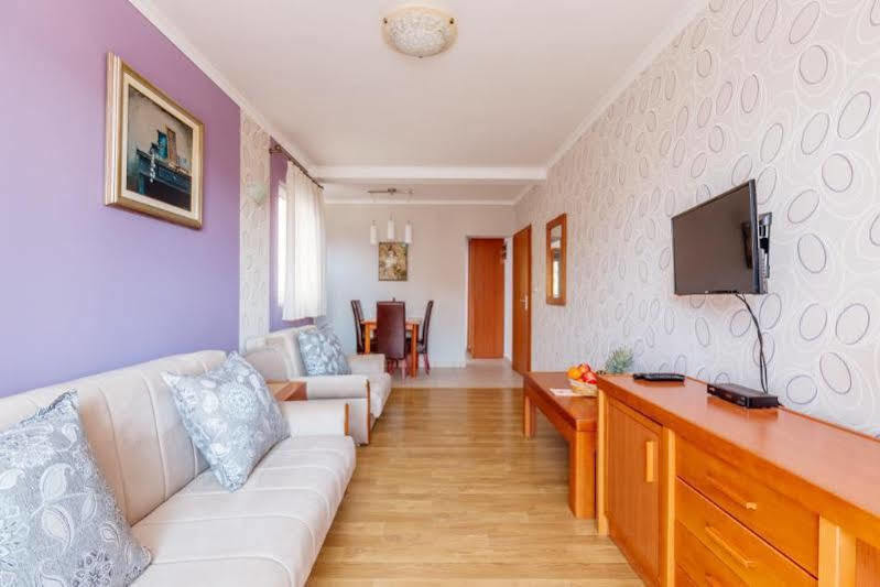 Perper Hotel Donja Lastva Exterior photo